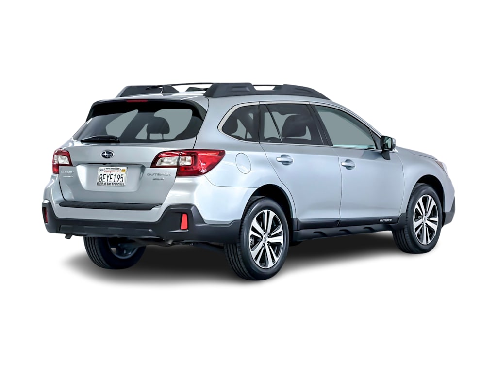 Thumbnail: 2018 Subaru Outback - 18