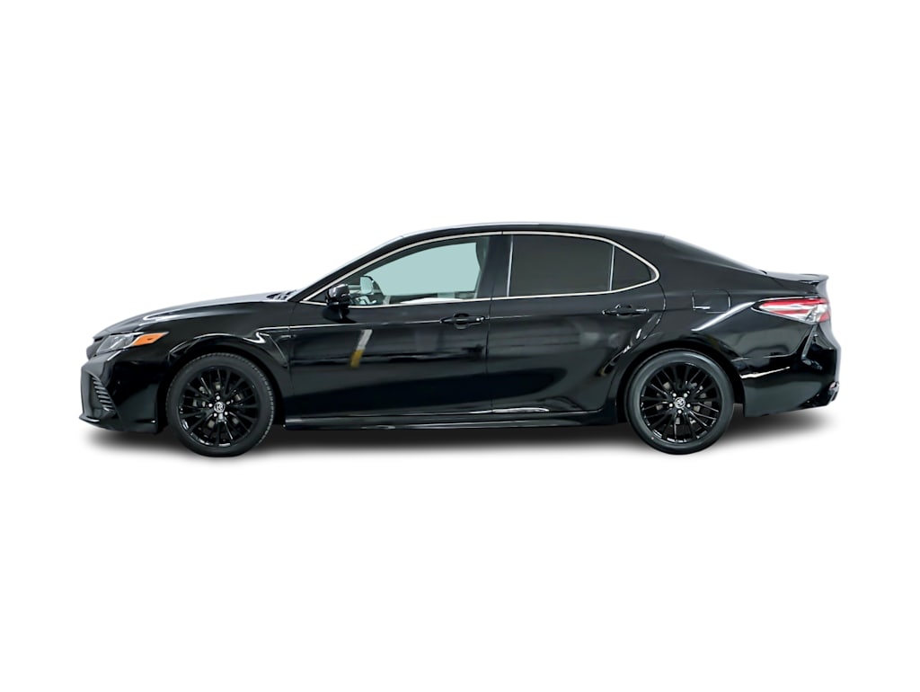 2018 Toyota Camry SE 3