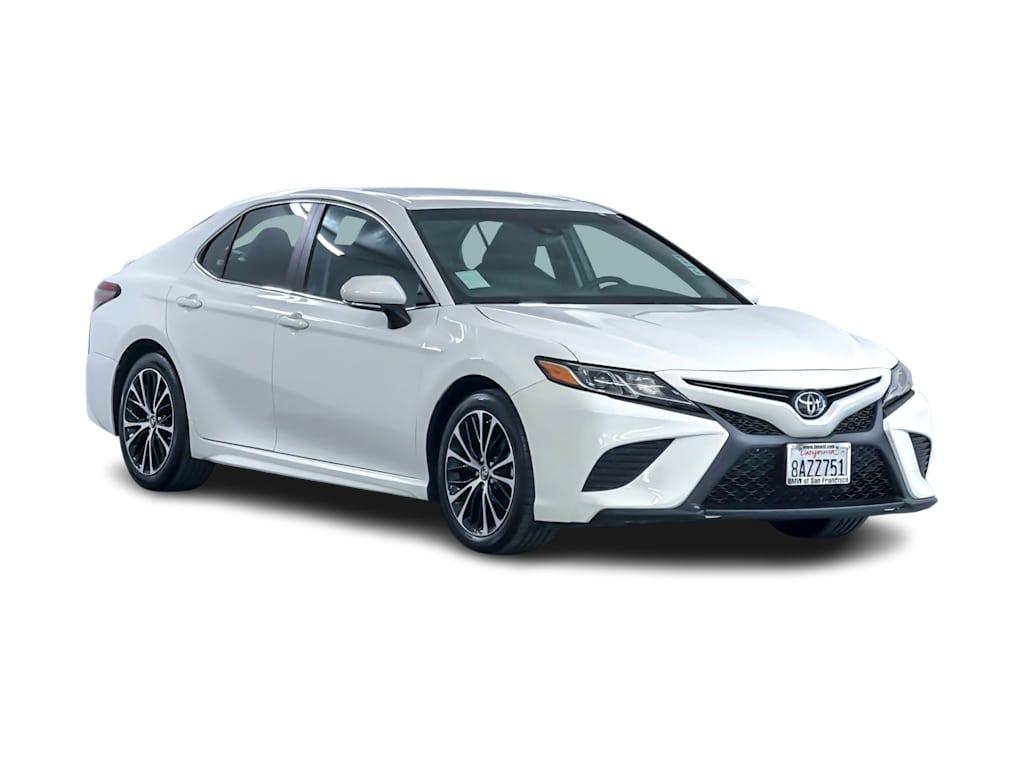 Thumbnail: 2018 Toyota Camry - 19