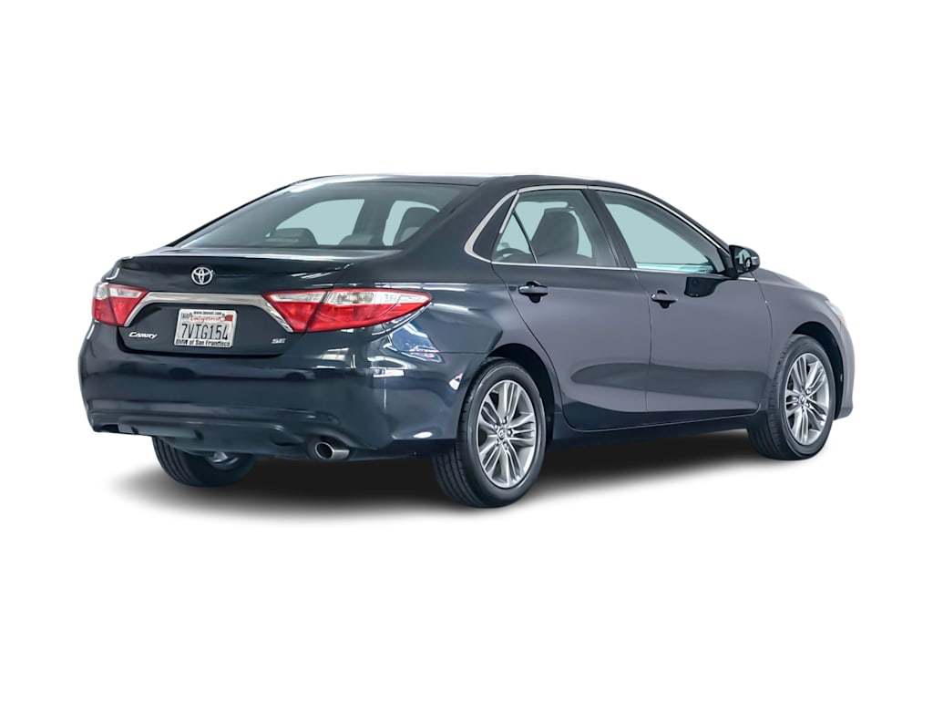 Thumbnail: 2017 Toyota Camry - 16