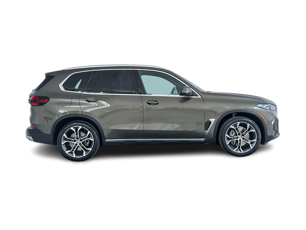 Thumbnail: 2024 BMW X5 - 19