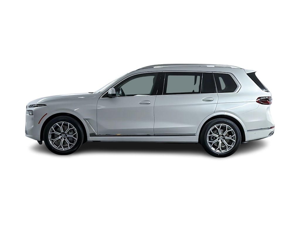Thumbnail: 2026 BMW X7 - 3