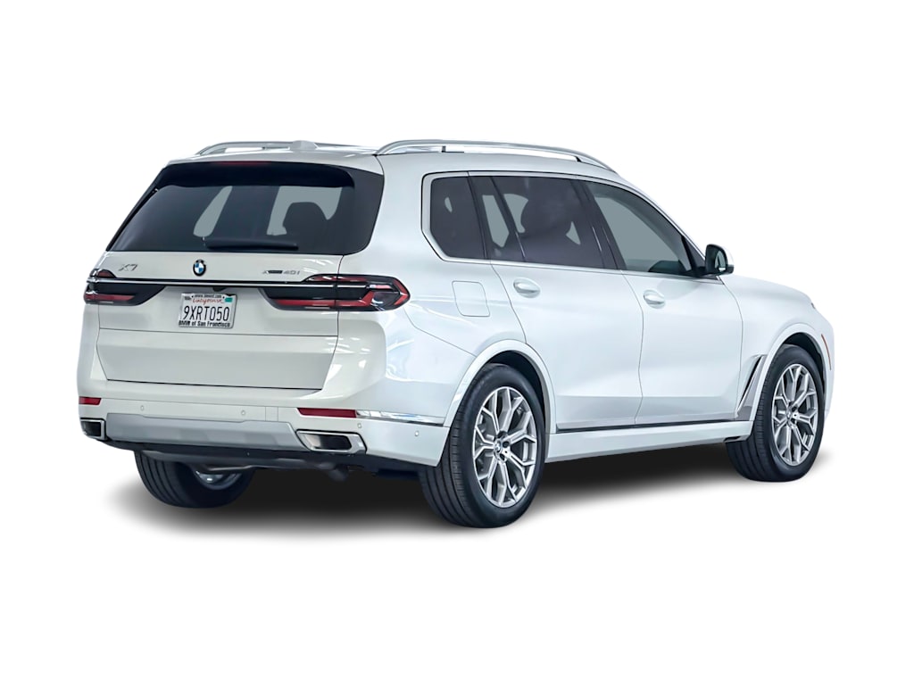 Thumbnail: 2026 BMW X7 - 18