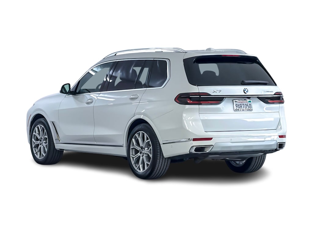 Thumbnail: 2026 BMW X7 - 4