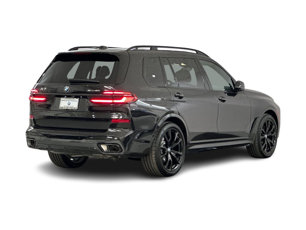 Thumbnail: 2025 BMW X7 - 17