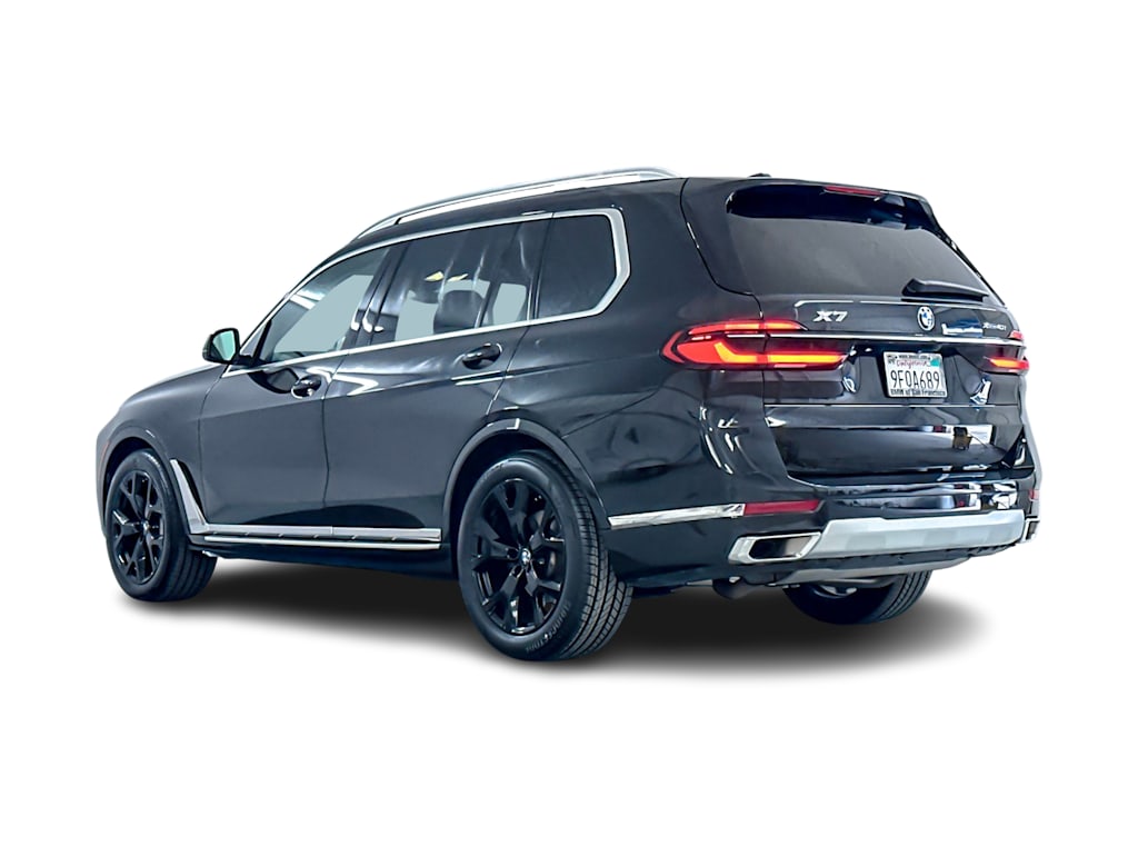 Thumbnail: 2023 BMW X7 - 4