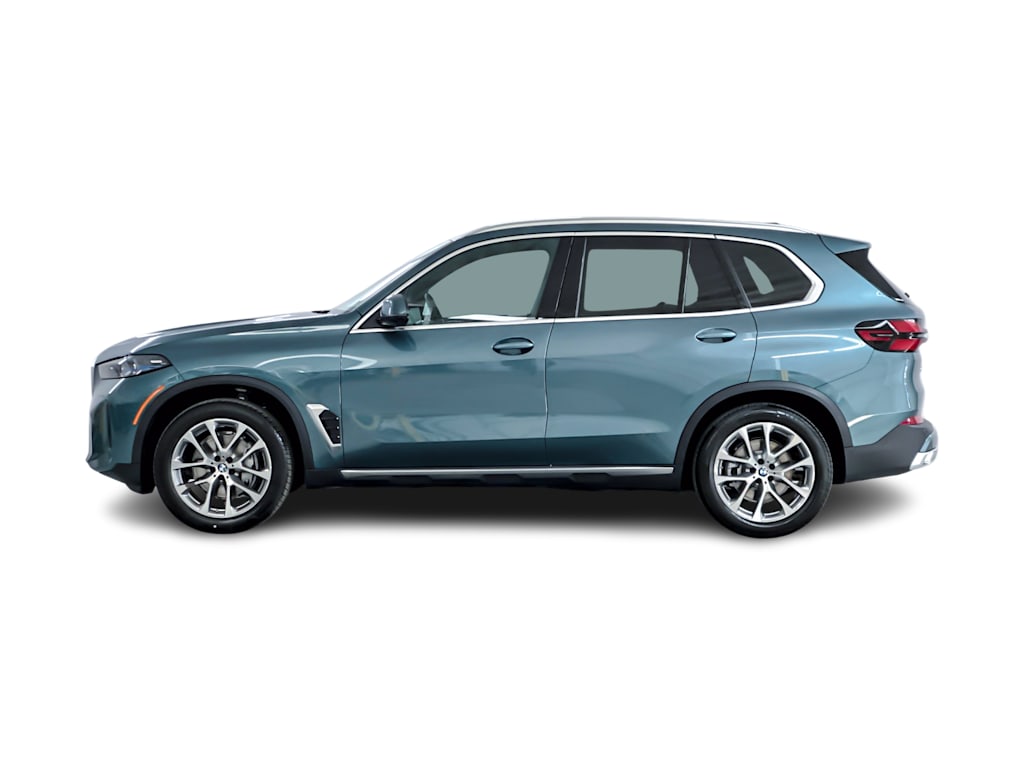 Thumbnail: 2026 BMW X5 - 3