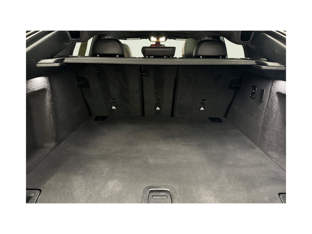 Thumbnail: 2023 BMW X4 - 17