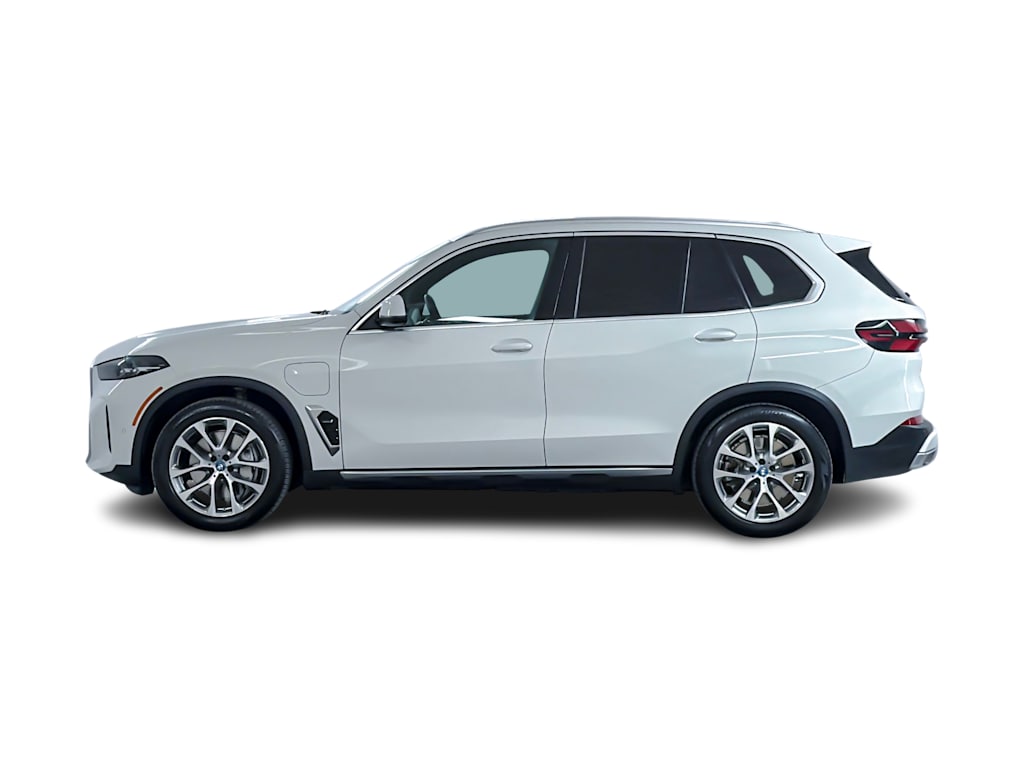 Thumbnail: 2024 BMW X5 - 3