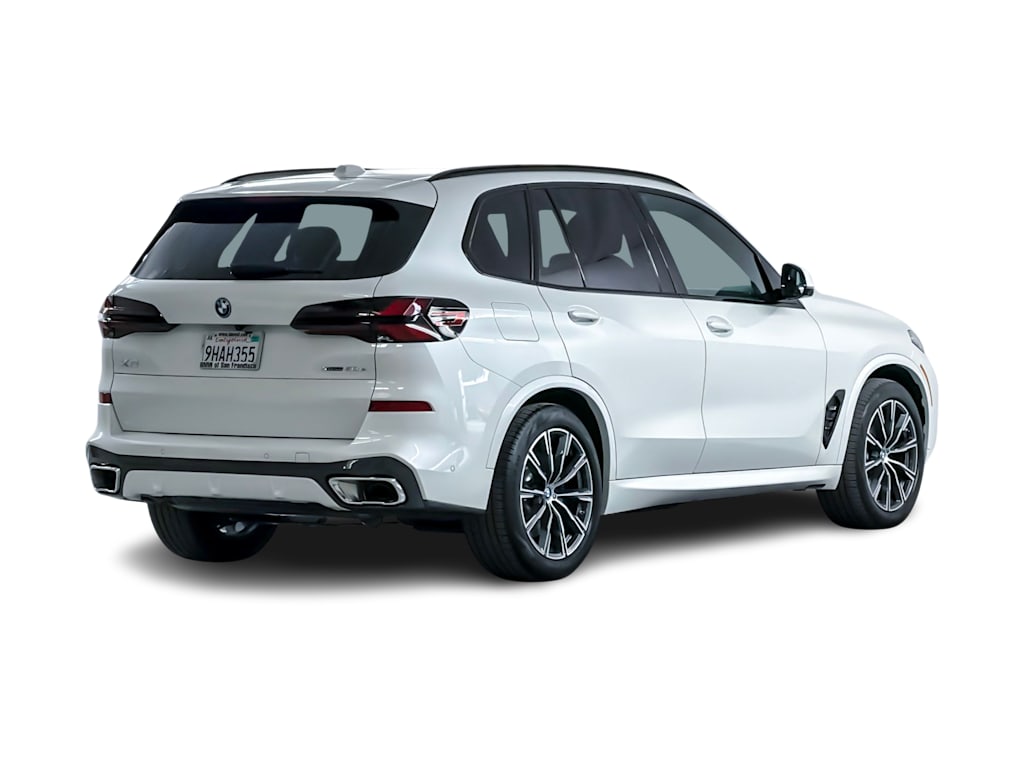 Thumbnail: 2024 BMW X5 - 18