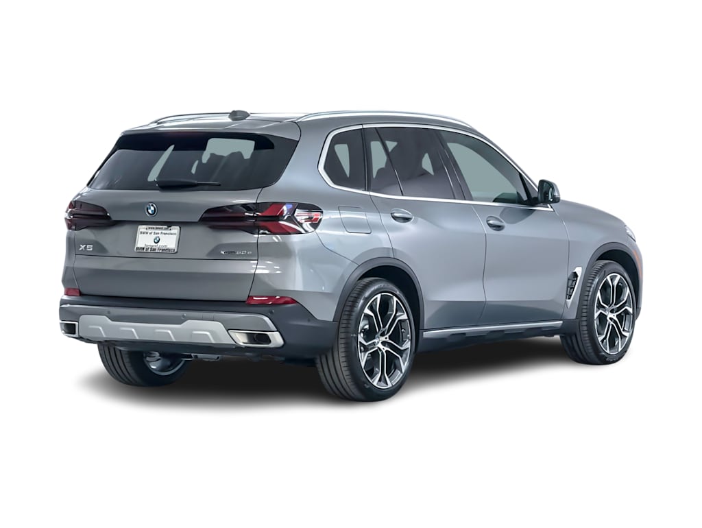Thumbnail: 2026 BMW X5 - 16
