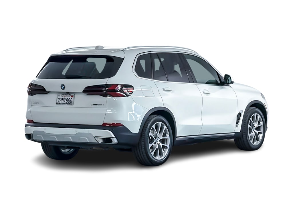 Thumbnail: 2024 BMW X5 - 18