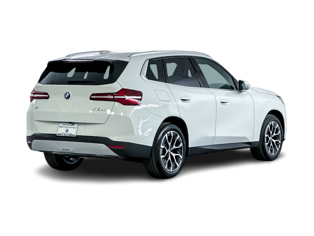 Thumbnail: 2026 BMW X3 - 16