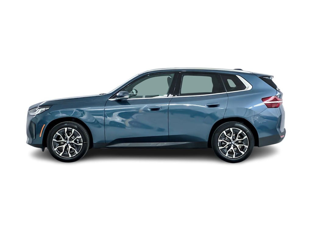 Thumbnail: 2026 BMW X3 - 3