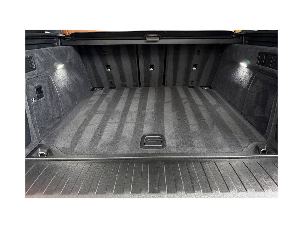 Thumbnail: 2022 BMW X5 - 15