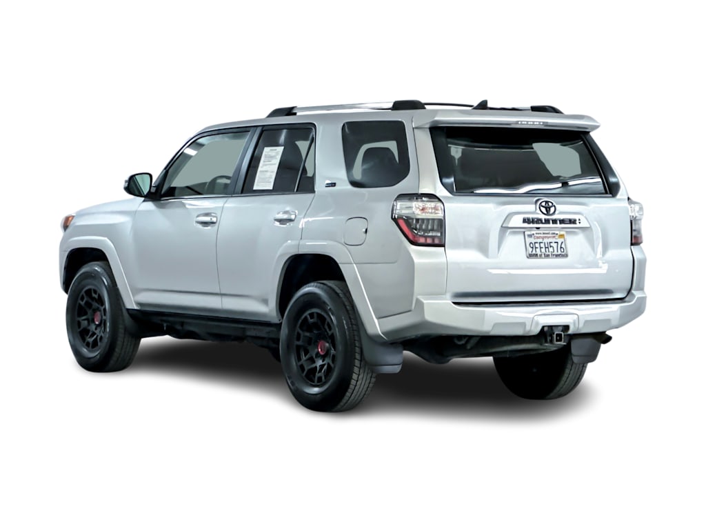 2022 Toyota 4Runner SR5 4