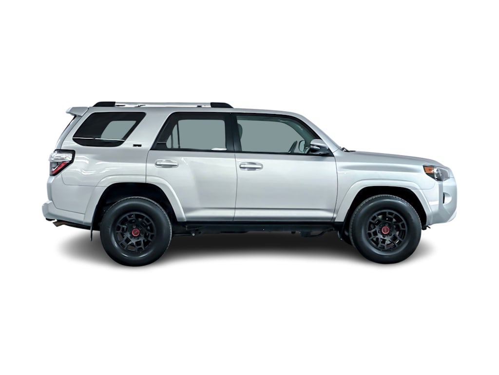 2022 Toyota 4Runner SR5 19
