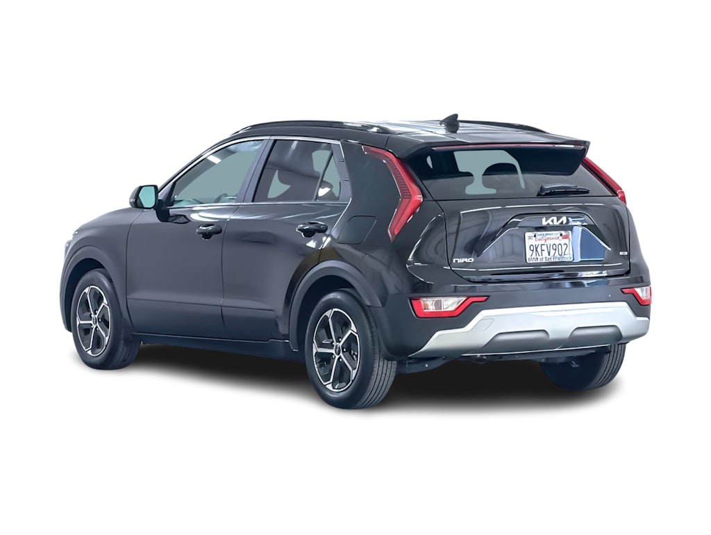 Thumbnail: 2024 Kia Niro - 4