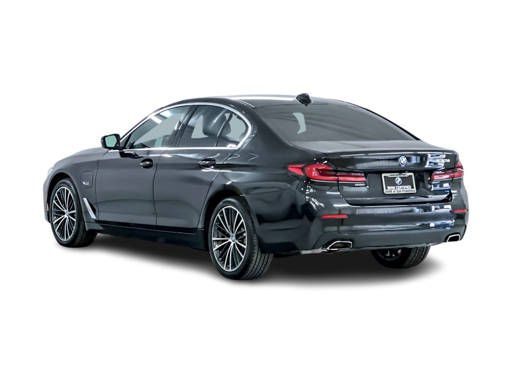 Thumbnail: 2023 BMW 5 Series - 4