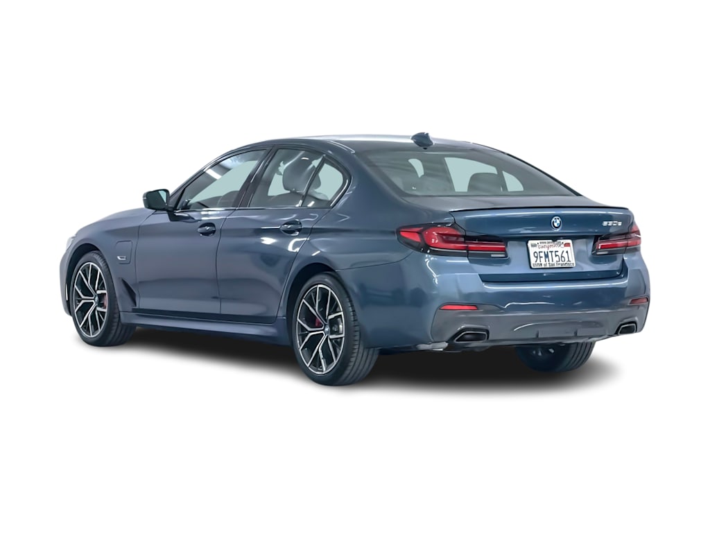 Thumbnail: 2023 BMW 5 Series - 4