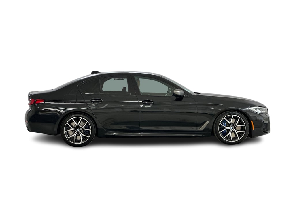 2023 BMW 5 Series 550i 17