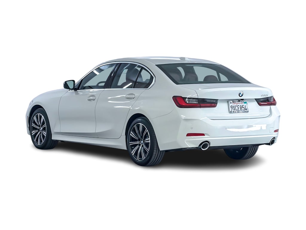 Thumbnail: 2026 BMW 3 Series - 4
