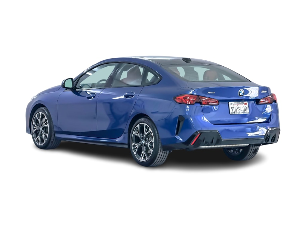 Thumbnail: 2025 BMW 2 Series - 4