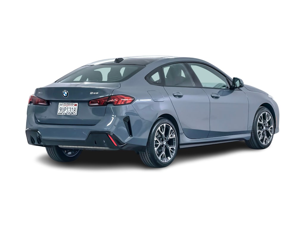 Thumbnail: 2025 BMW 2 Series - 17