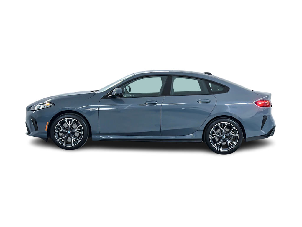 Thumbnail: 2025 BMW 2 Series - 3