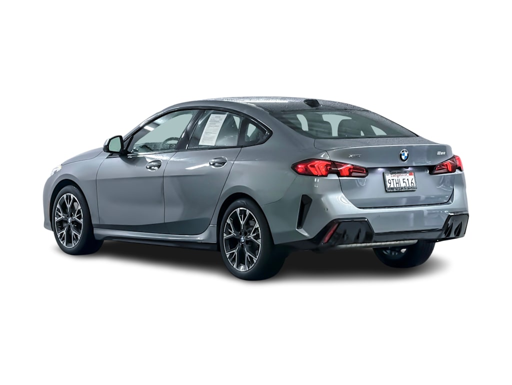 Thumbnail: 2025 BMW 2 Series - 4