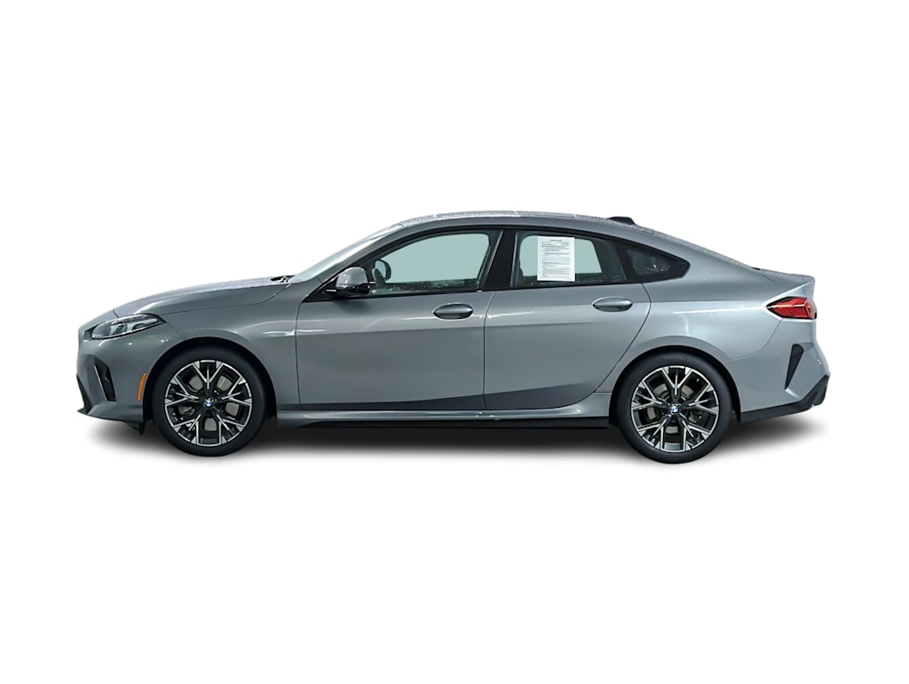 Thumbnail: 2025 BMW 2 Series - 3