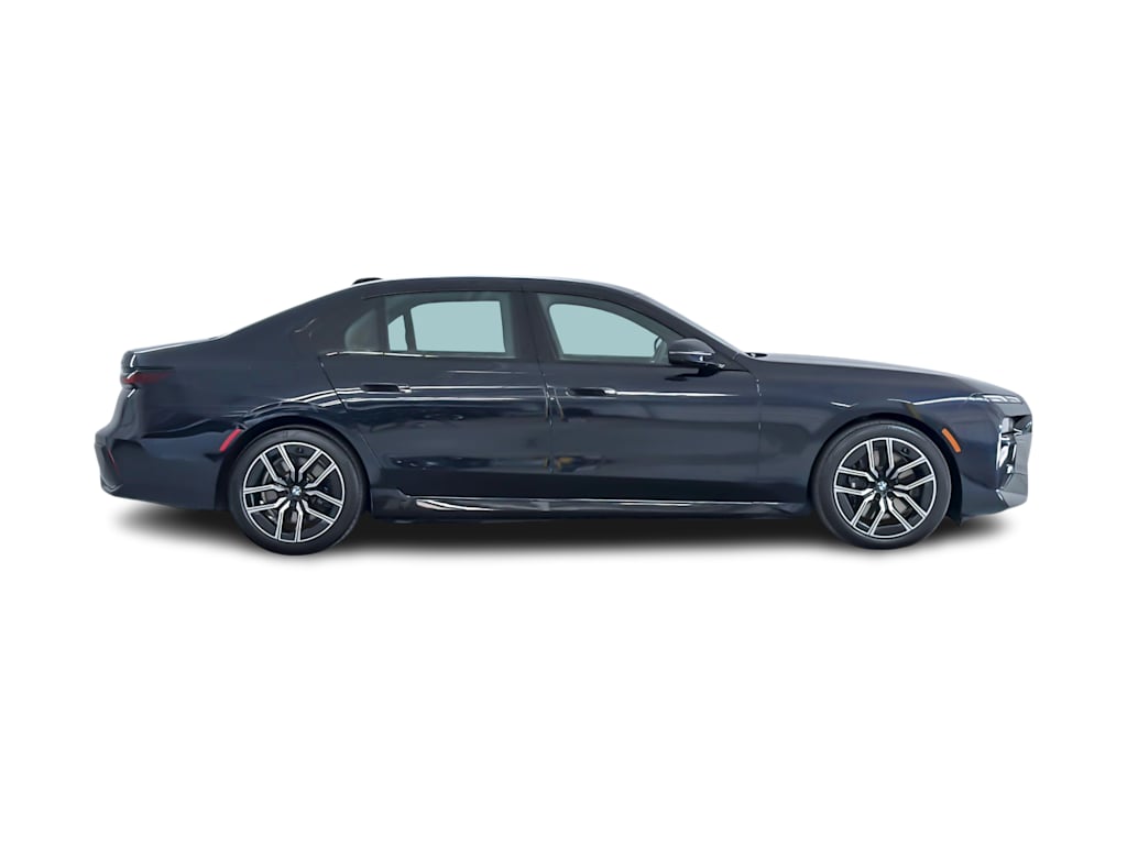 Thumbnail: 2025 BMW 7 Series - 19