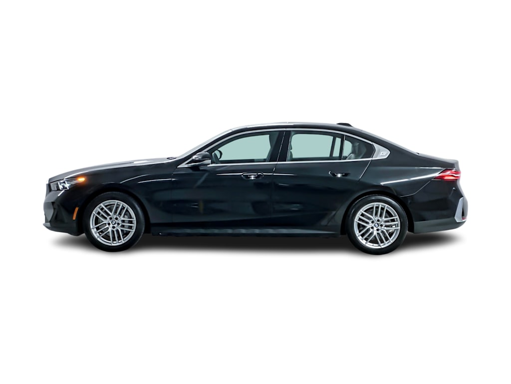 Thumbnail: 2025 BMW 5 Series - 3