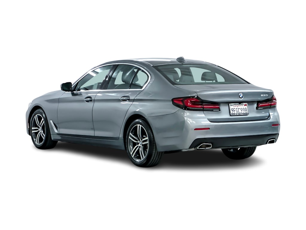 Thumbnail: 2023 BMW 5 Series - 4