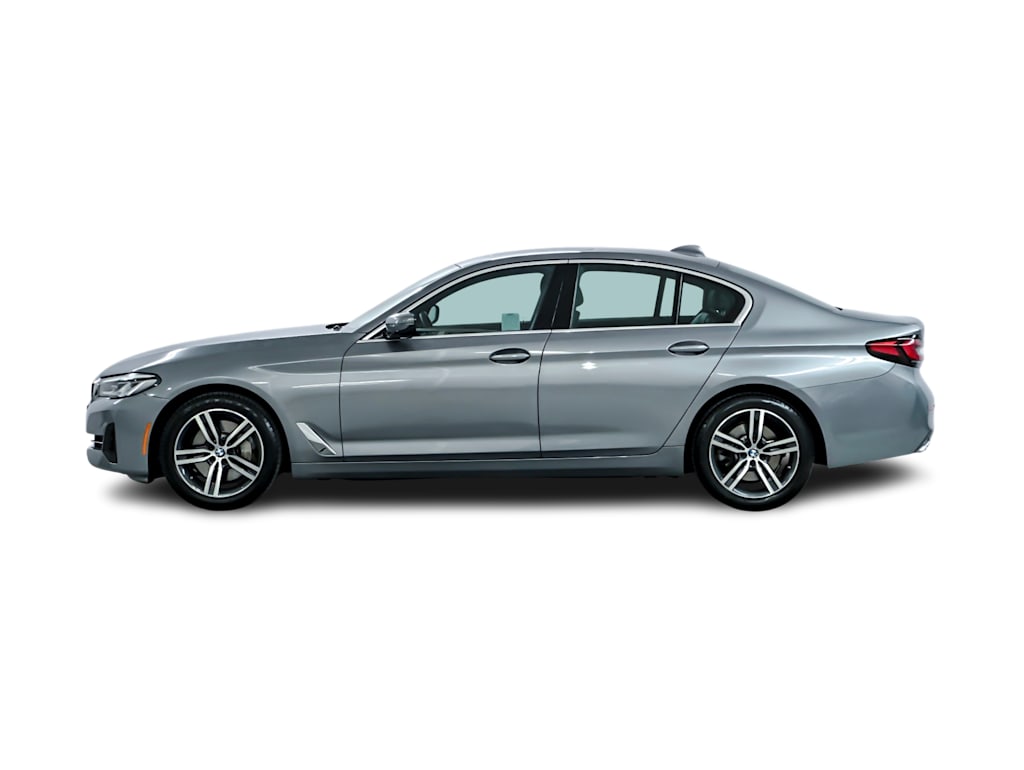 Thumbnail: 2023 BMW 5 Series - 3