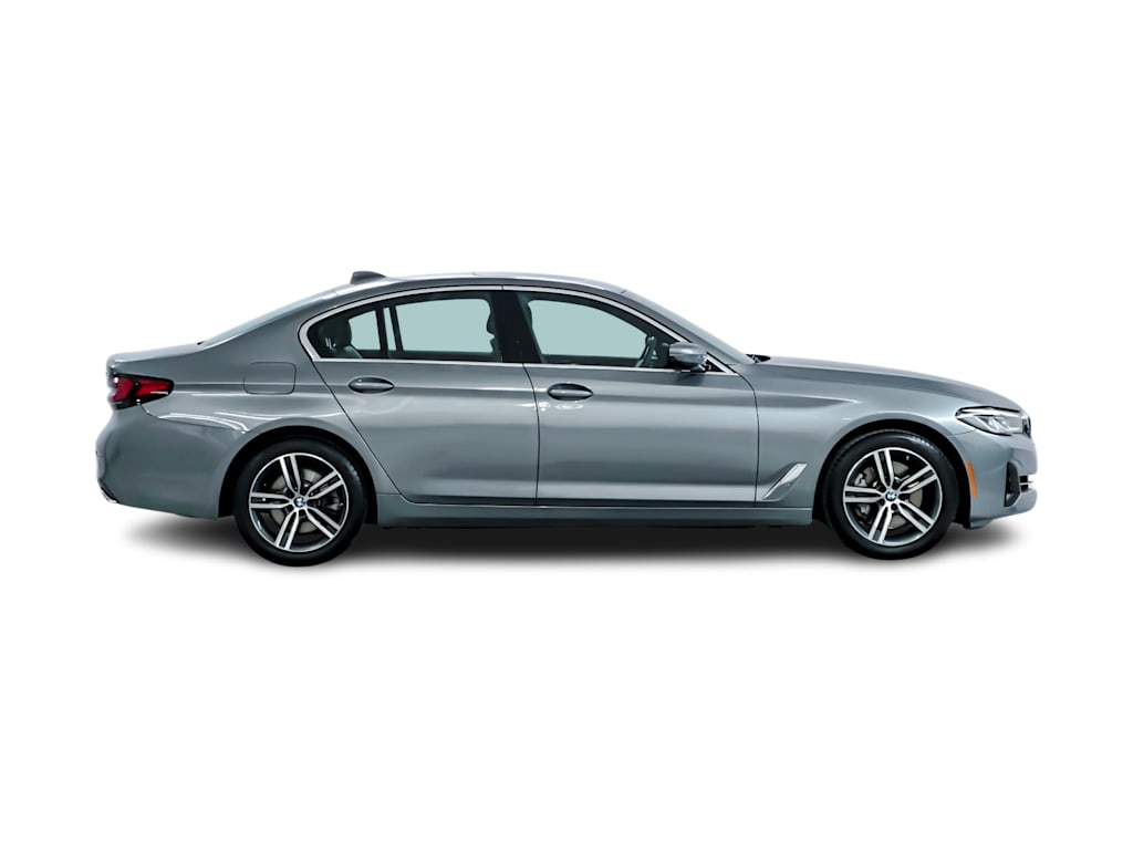 Thumbnail: 2023 BMW 5 Series - 17