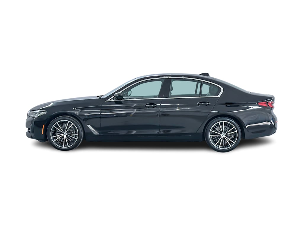 Thumbnail: 2023 BMW 5 Series - 3