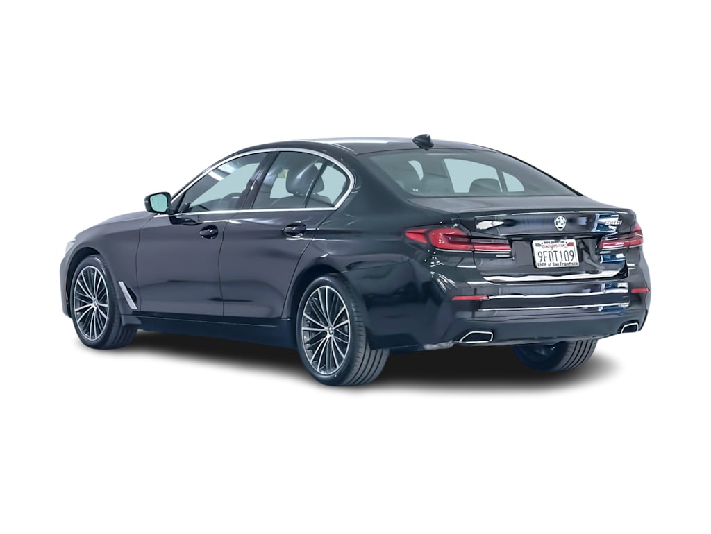 Thumbnail: 2023 BMW 5 Series - 4