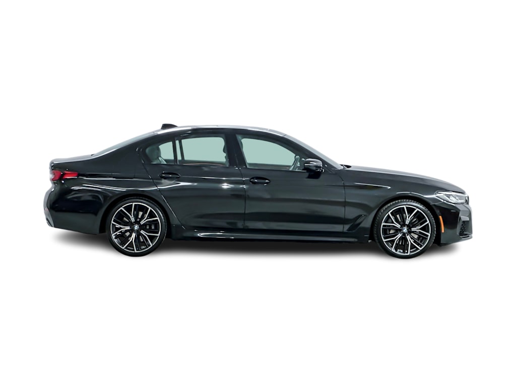 Thumbnail: 2023 BMW 5 Series - 17