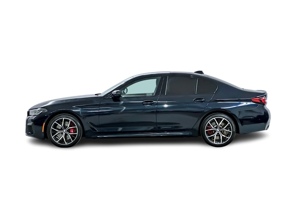 Thumbnail: 2023 BMW 5 Series - 3