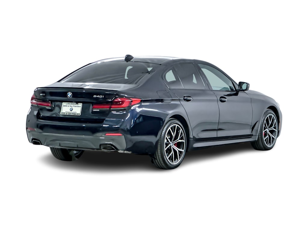 Thumbnail: 2023 BMW 5 Series - 16
