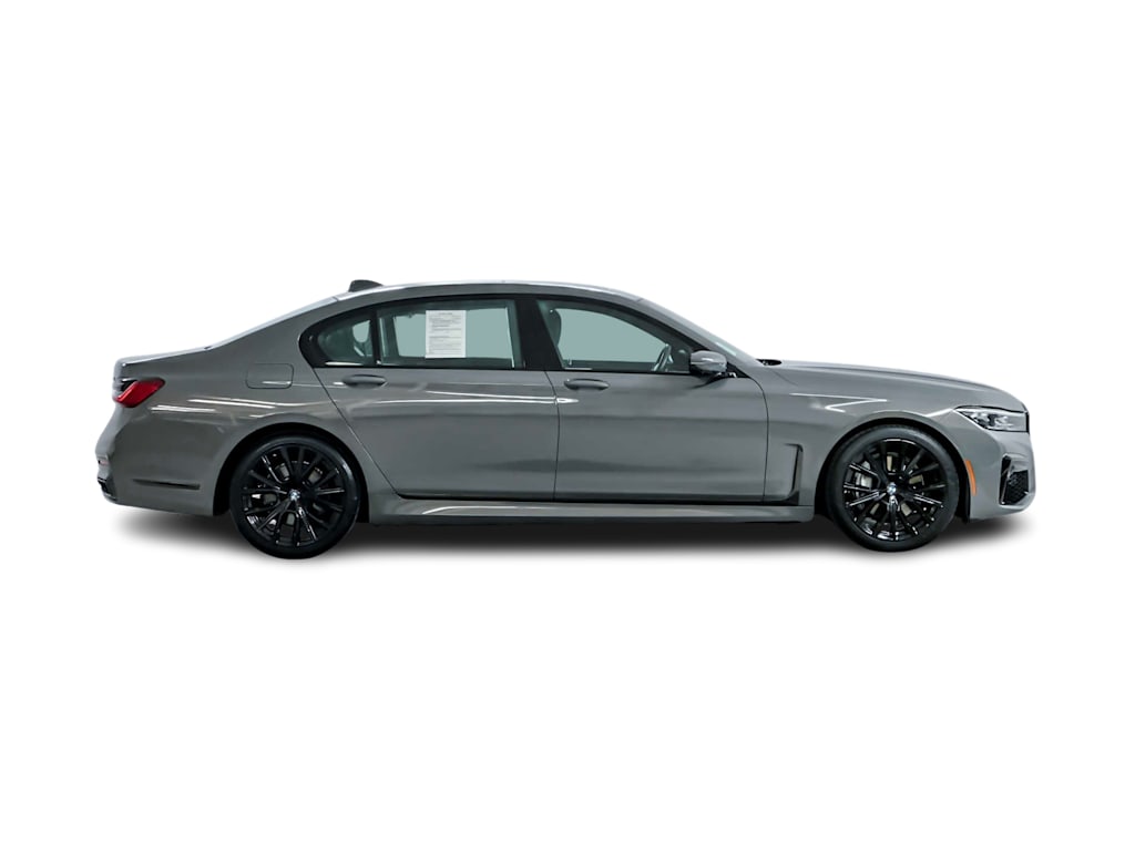 2022 BMW 7 Series 740i 17