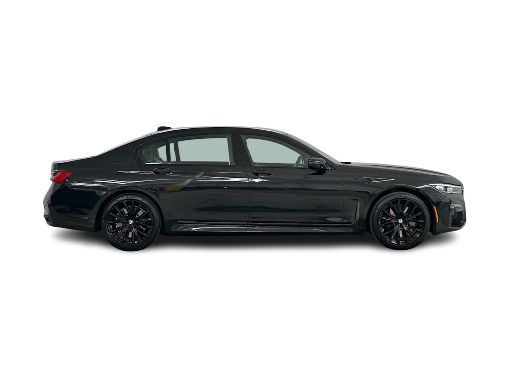 Thumbnail: 2022 BMW 7 Series - 17