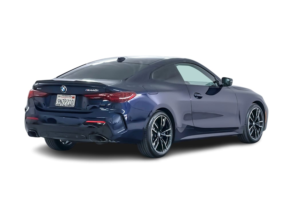 Thumbnail: 2025 BMW 4 Series - 16