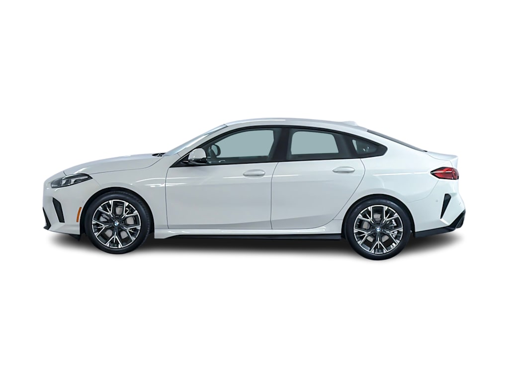 Thumbnail: 2026 BMW 2 Series - 3
