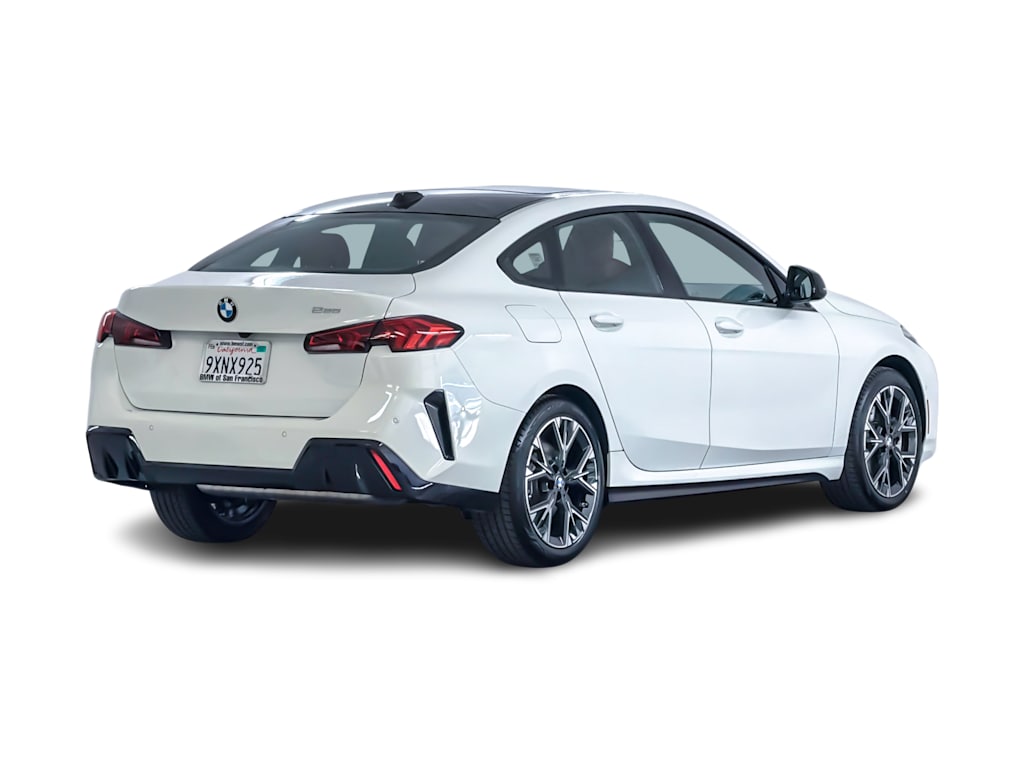 Thumbnail: 2026 BMW 2 Series - 17