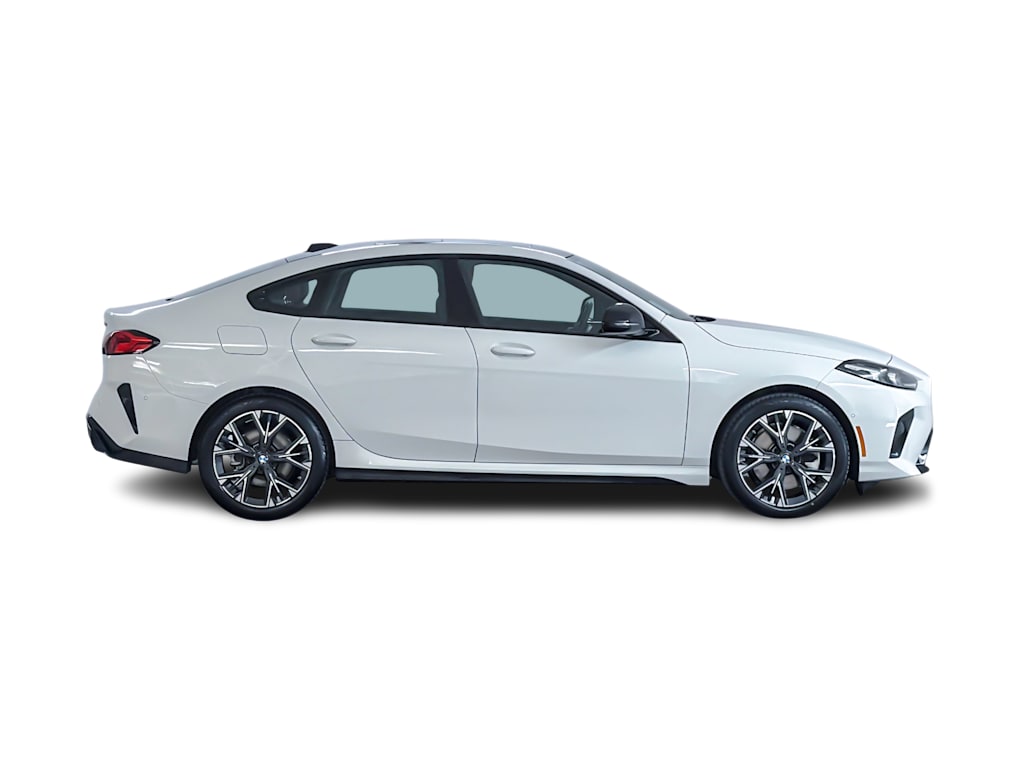 Thumbnail: 2026 BMW 2 Series - 18