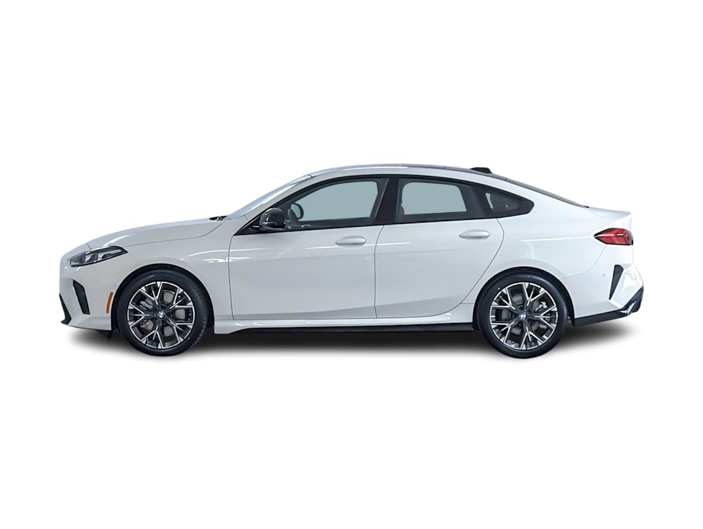 Thumbnail: 2026 BMW 2 Series - 3