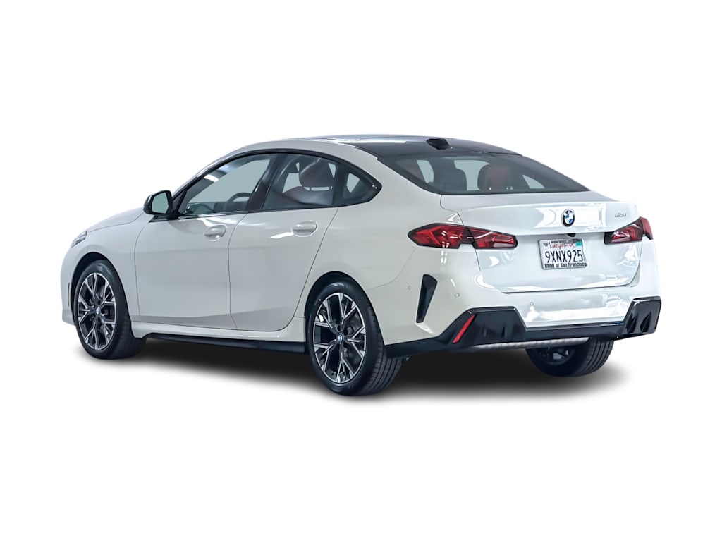 Thumbnail: 2026 BMW 2 Series - 4