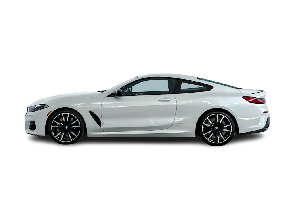 2024 BMW 8 Series 850i 3